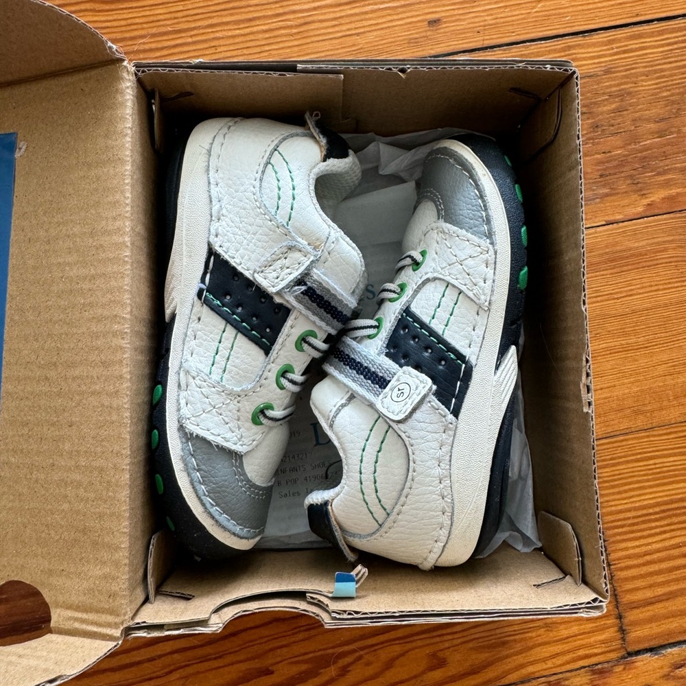 Stride Rite SRtech Wes Sneaker